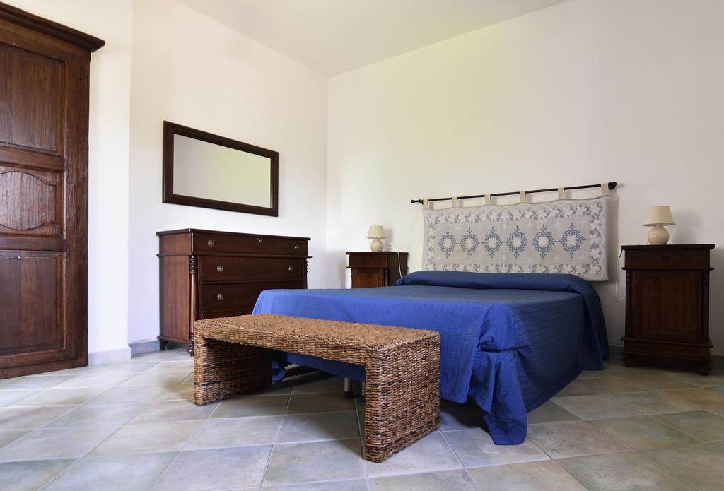Agriturismo Guthiddai Oliena Room photo